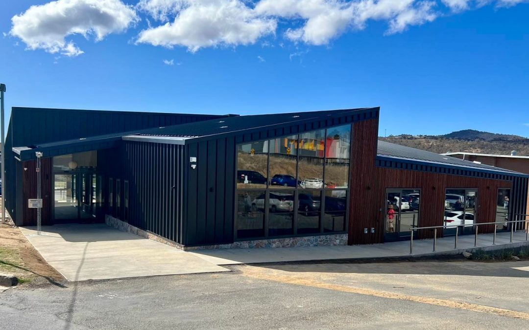 JINDABYNE SET FOR FIRST LIBRARY